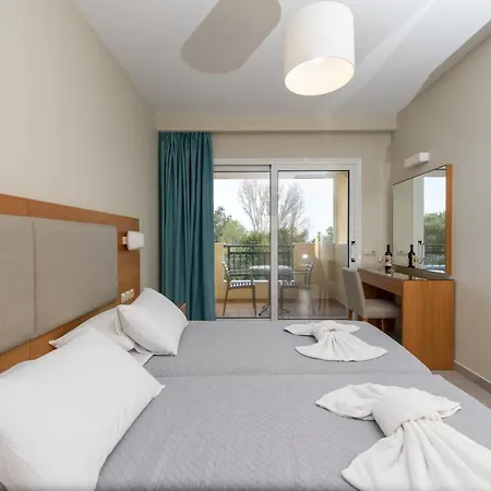 Koukla Mare Bed & Breakfast 4*