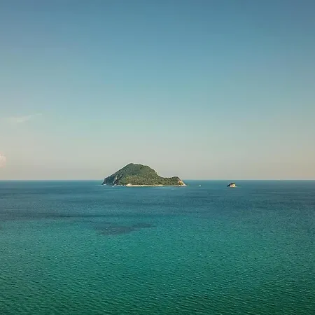 Koukla Mare 4*