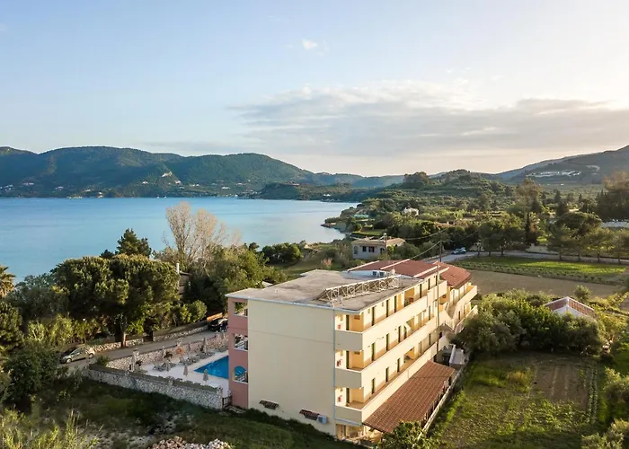 Koukla Mare Bed & Breakfast 3*