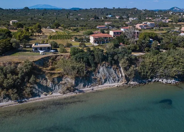 Koukla Mare Bed & Breakfast 3*