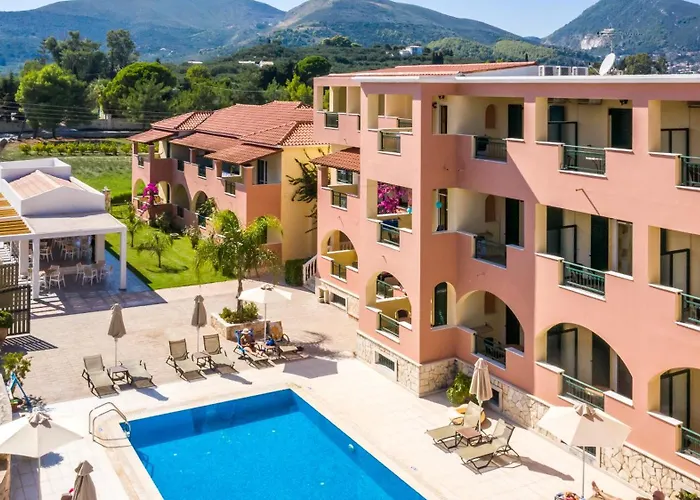 Koukla Mare 4*