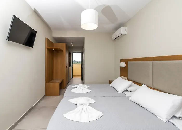 Oda ve Kahvaltı Koukla Mare 4*